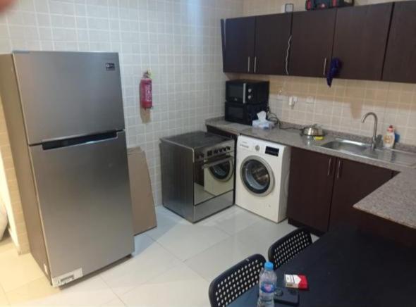 Executive Suite Room In Barsha 1 Near Moe Metro Dubai Luaran gambar