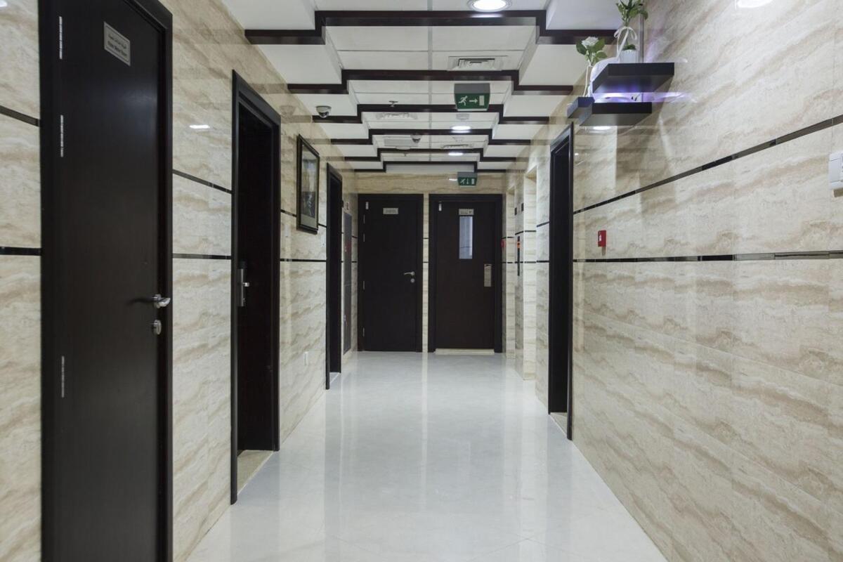 Executive Suite Room In Barsha 1 Near Moe Metro Dubai Luaran gambar