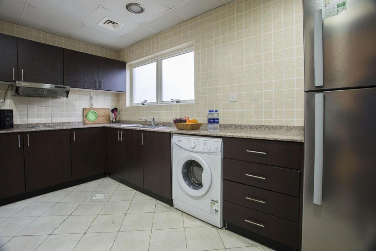 Executive Suite Room In Barsha 1 Near Moe Metro Dubai Luaran gambar