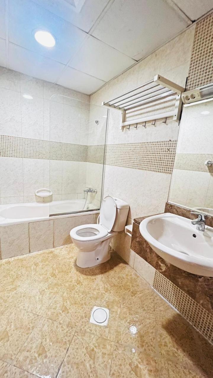 Executive Suite Room In Barsha 1 Near Moe Metro Dubai Luaran gambar