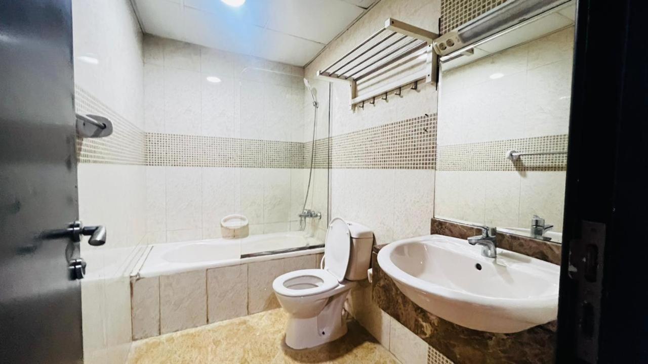 Executive Suite Room In Barsha 1 Near Moe Metro Dubai Luaran gambar